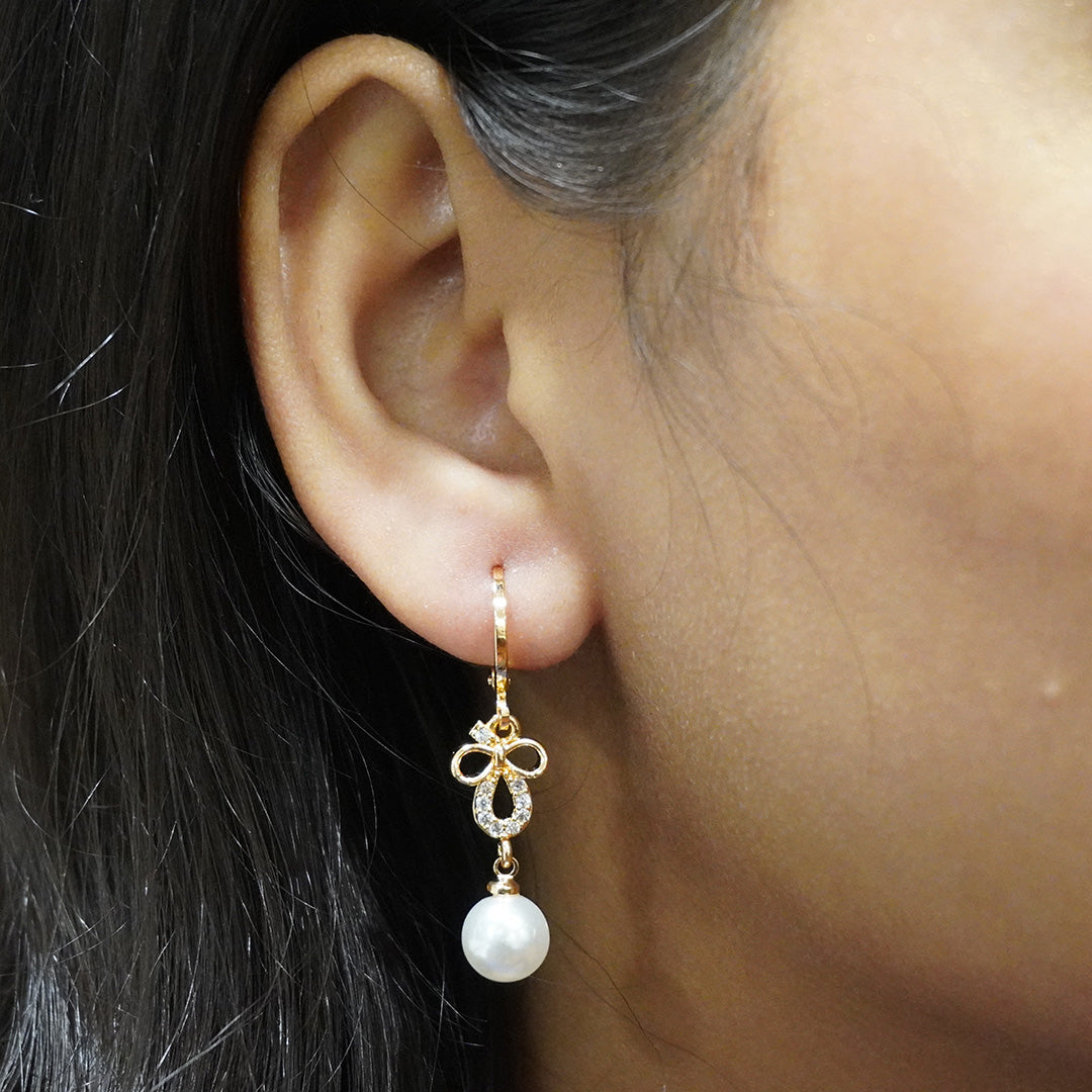 Golden Pearl Dangle